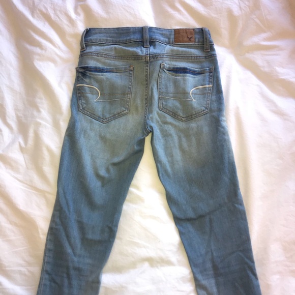 American Eagle Skinny Jeans - Lightwash - Picture 3 of 4